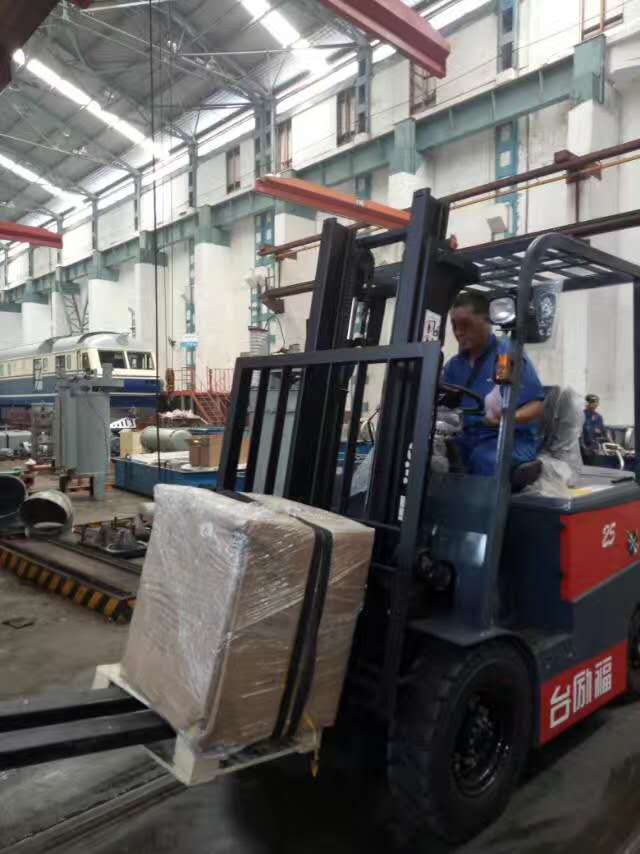 中國中車與飛機(jī)場(chǎng)使用客戶